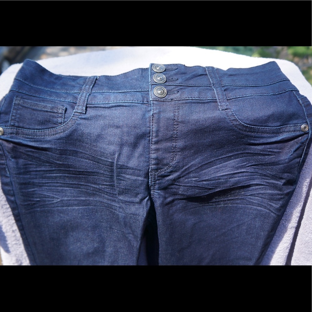 Like new Arizona Jeans